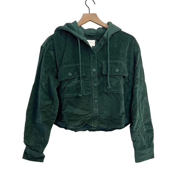 American Eagle Outfitters Tops - AMERICAN EAGLE Outfitters Green Corduroy Cropped Hooded Button Down Shirt Size S